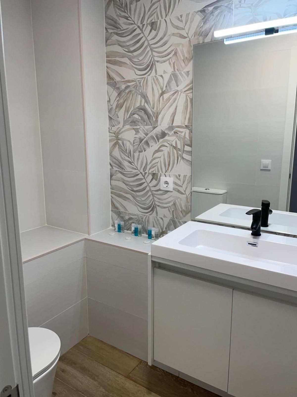 Exyca Metropolitano Apartment มาดริด ภายนอก รูปภาพ